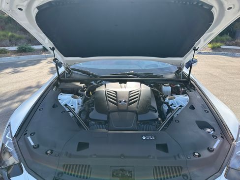 Used 2022 Lexus LC 500 Convertible image 15