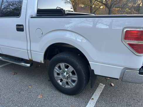 Used 2012 Ford F150 XLT w/ XLT Chrome Pkg image 9