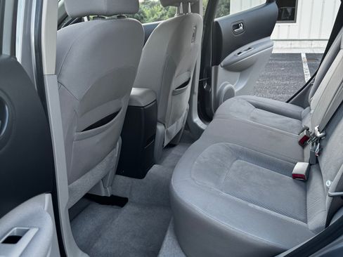Used 2013 Nissan Rogue S FWD image 18
