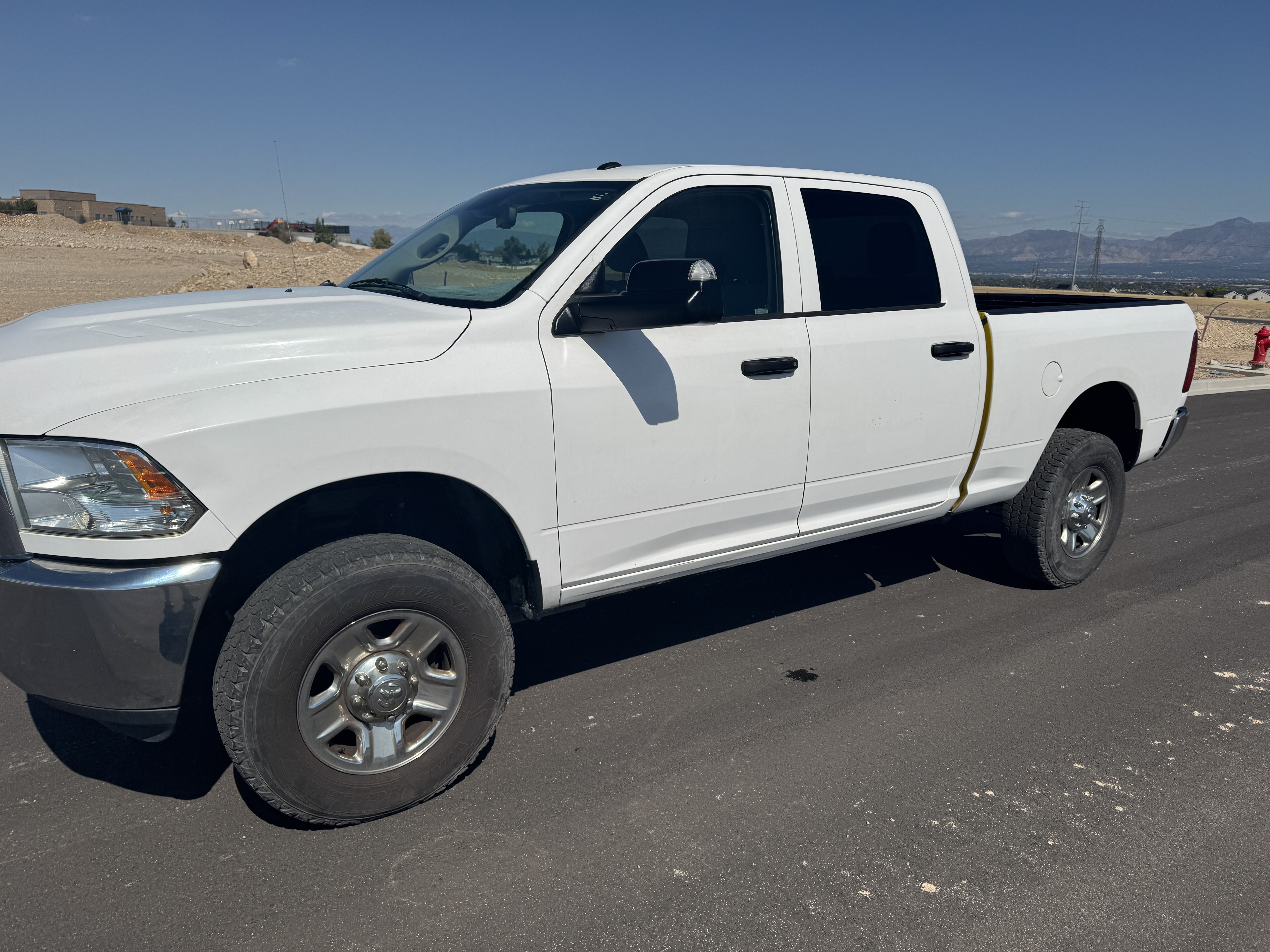 Used 2016 RAM 2500 Tradesman w/ Chrome Appearance Group AWD/4WD image 1