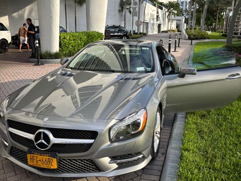 Used 2013 Mercedes-Benz SL 550 image 14