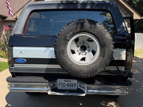 Used 1992 Ford Bronco AWD/4WD image 8