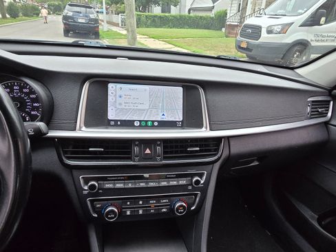 Used 2019 Kia Optima LX w/ LX Premium Package image 17