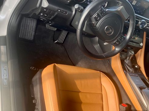 Used 2021 Lexus RC 350 RWD image 5