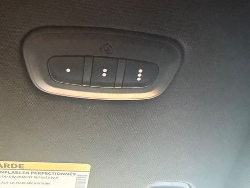Used 2019 RAM 1500 Laramie RWD image 25