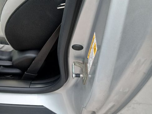 Used 2009 Chevrolet Cobalt SS image 2