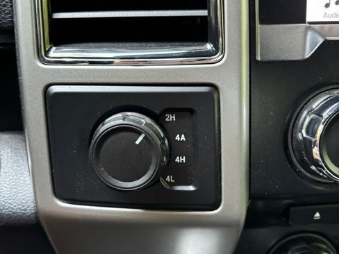 Used 2017 Ford F150 Lariat AWD/4WD image 17