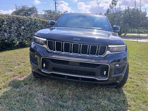 Used 2021 Jeep Grand Cherokee L Overland image 11