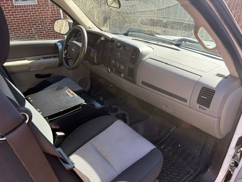 Used 2007 GMC Sierra 1500 W/T image 6