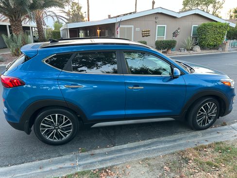 Used 2021 Hyundai Tucson Ultimate w/ Cargo Package FWD image 4
