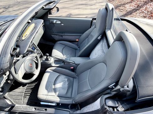 Used 2010 Porsche Boxster S image 27