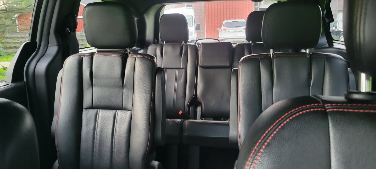 Used 2018 Dodge Grand Caravan GT FWD image 8