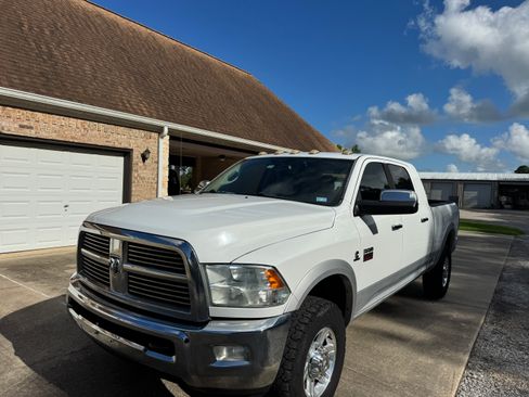 Used 2012 RAM 3500 Laramie AWD/4WD image 10