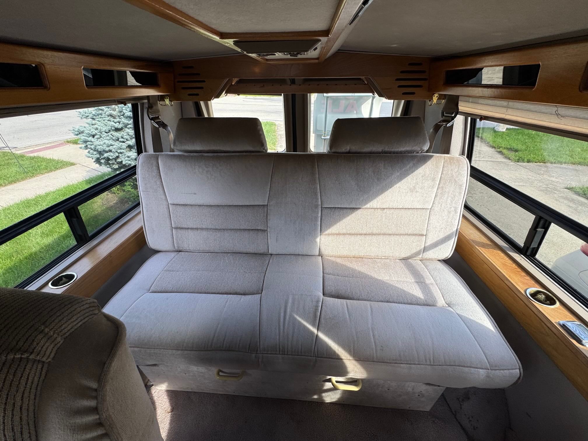 Used 1993 Ford E-150 and Econoline 150 RWD image 13