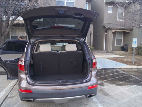 Used 2013 Hyundai Santa Fe Limited w/ Technology Pkg image 4