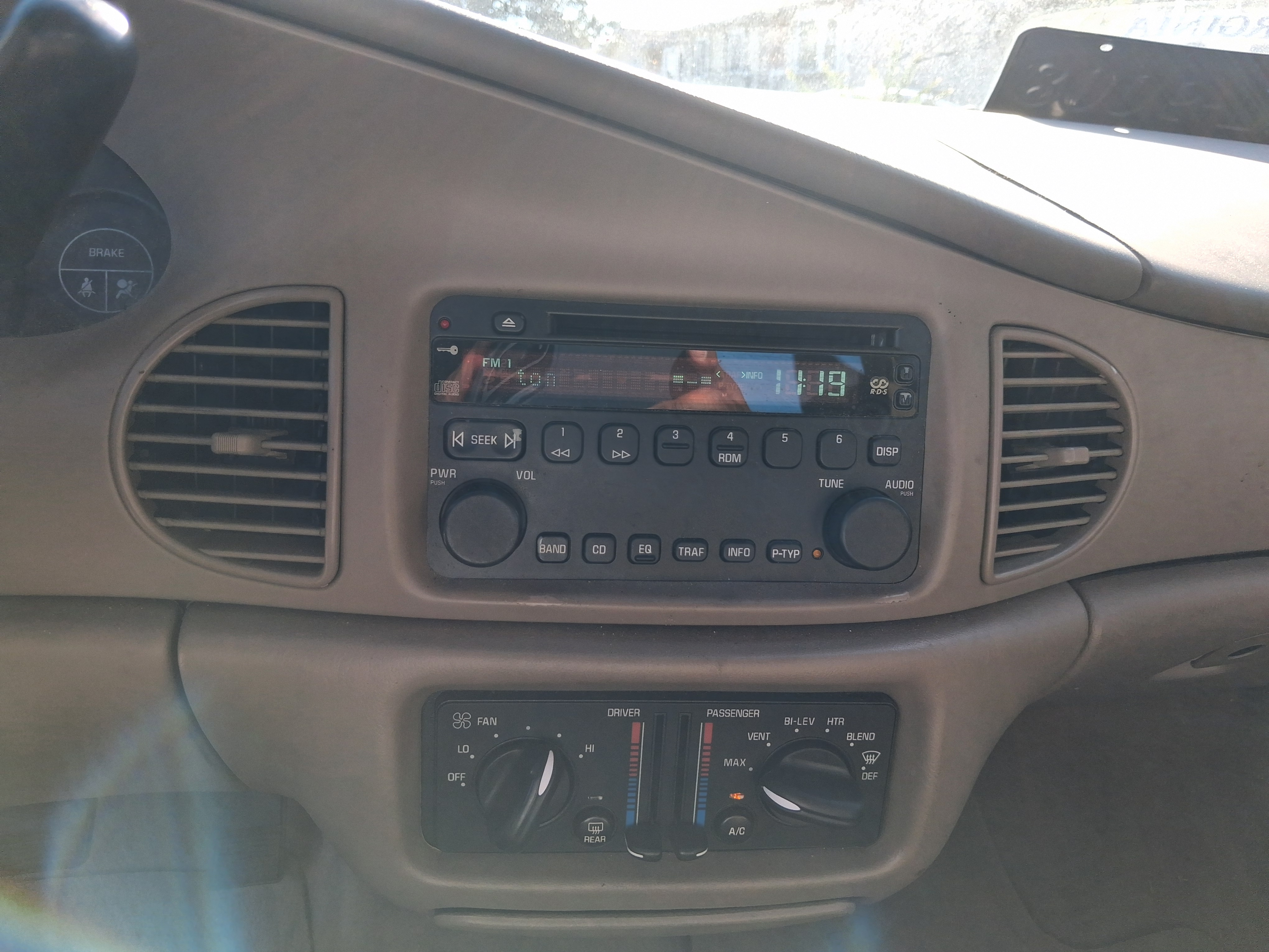 Used 2004 Buick Century Custom FWD image 18