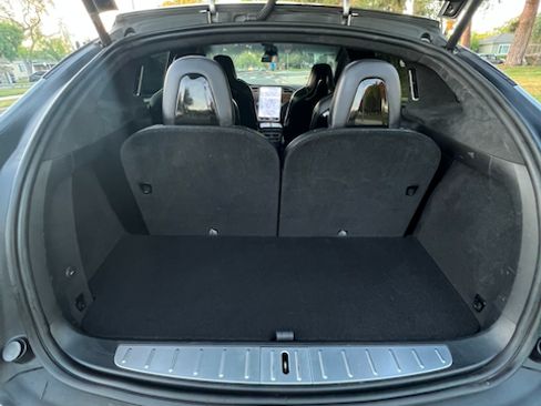 Used 2017 Tesla Model X 75D image 17