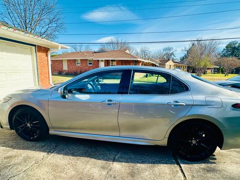 Used 2024 Toyota Camry XSE image 8