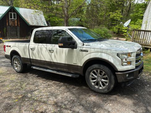 Used 2016 Ford F150 Lariat AWD/4WD image 5