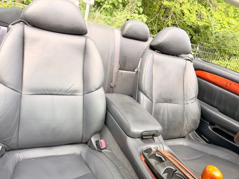 Used 2002 Lexus SC 430 Convertible RWD image 25