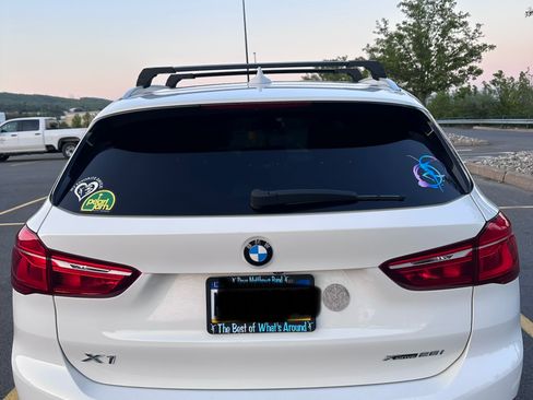 Used 2020 BMW X1 xDrive28i w/ Convenience Package AWD/4WD image 2