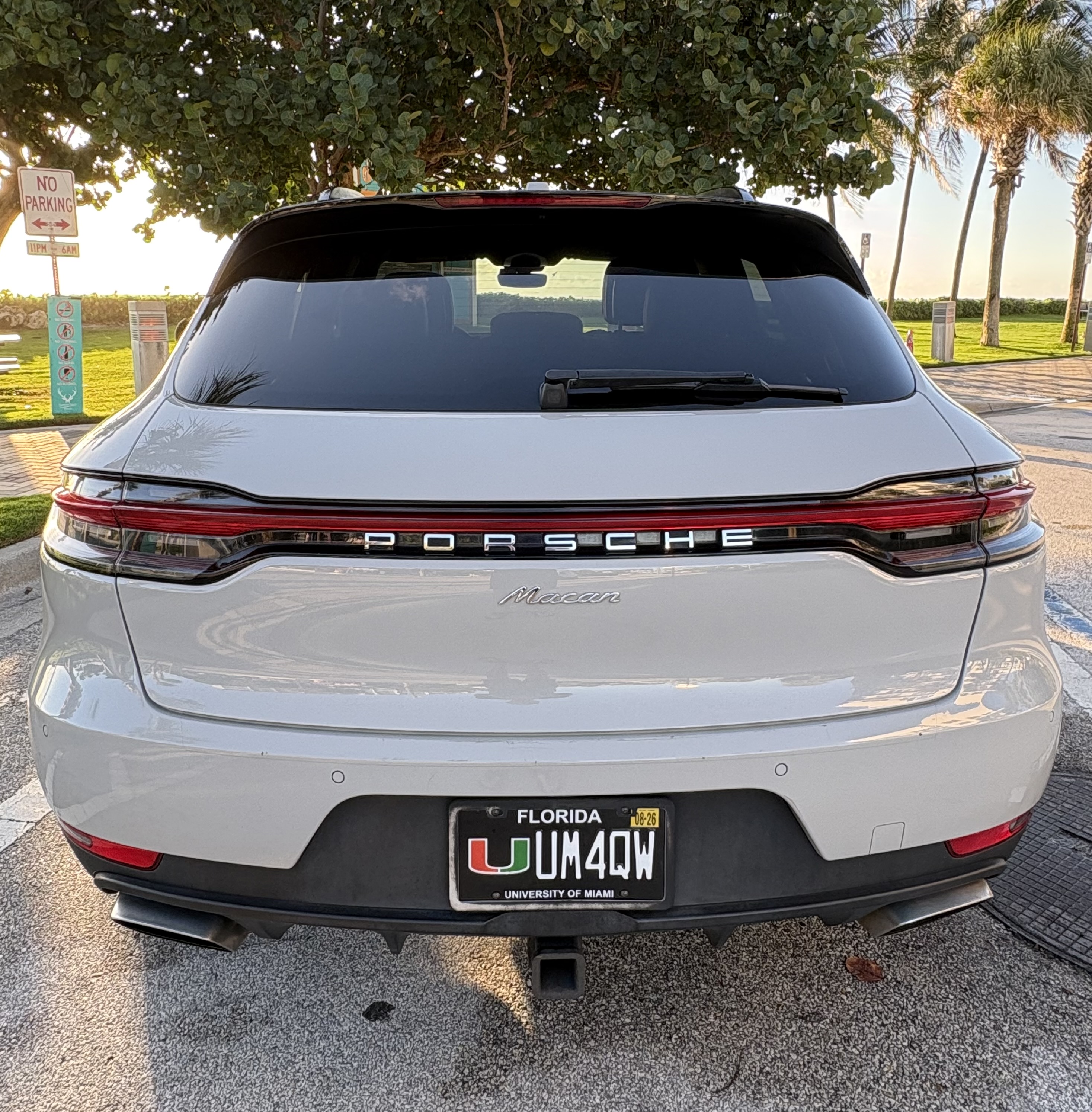 Used 2019 Porsche Macan AWD/4WD image 11