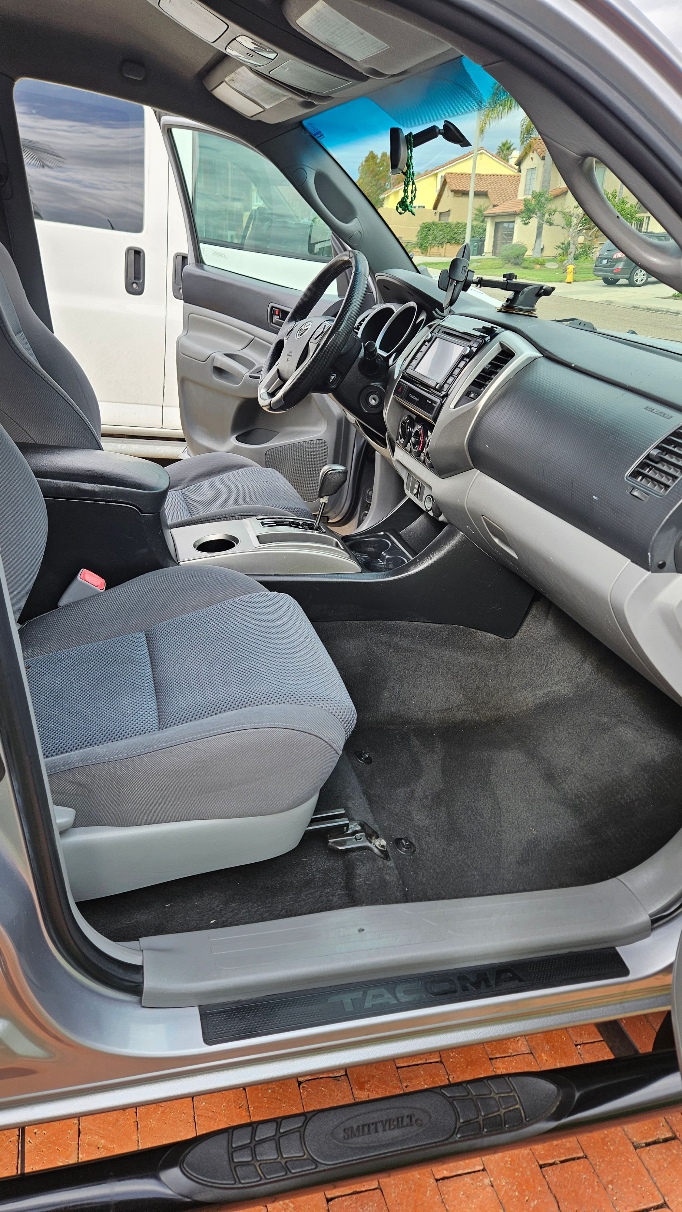 Used 2015 Toyota Tacoma PreRunner w/ TRD Sport Package RWD image 18