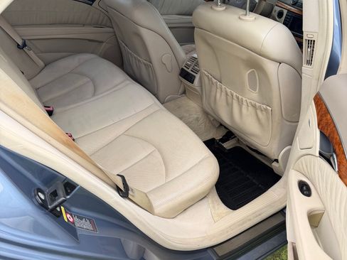 Used 2006 Mercedes-Benz E 500 4MATIC Sedan image 10