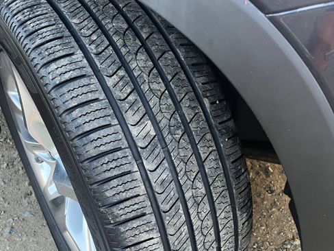 Used 2014 Toyota Highlander Limited image 17