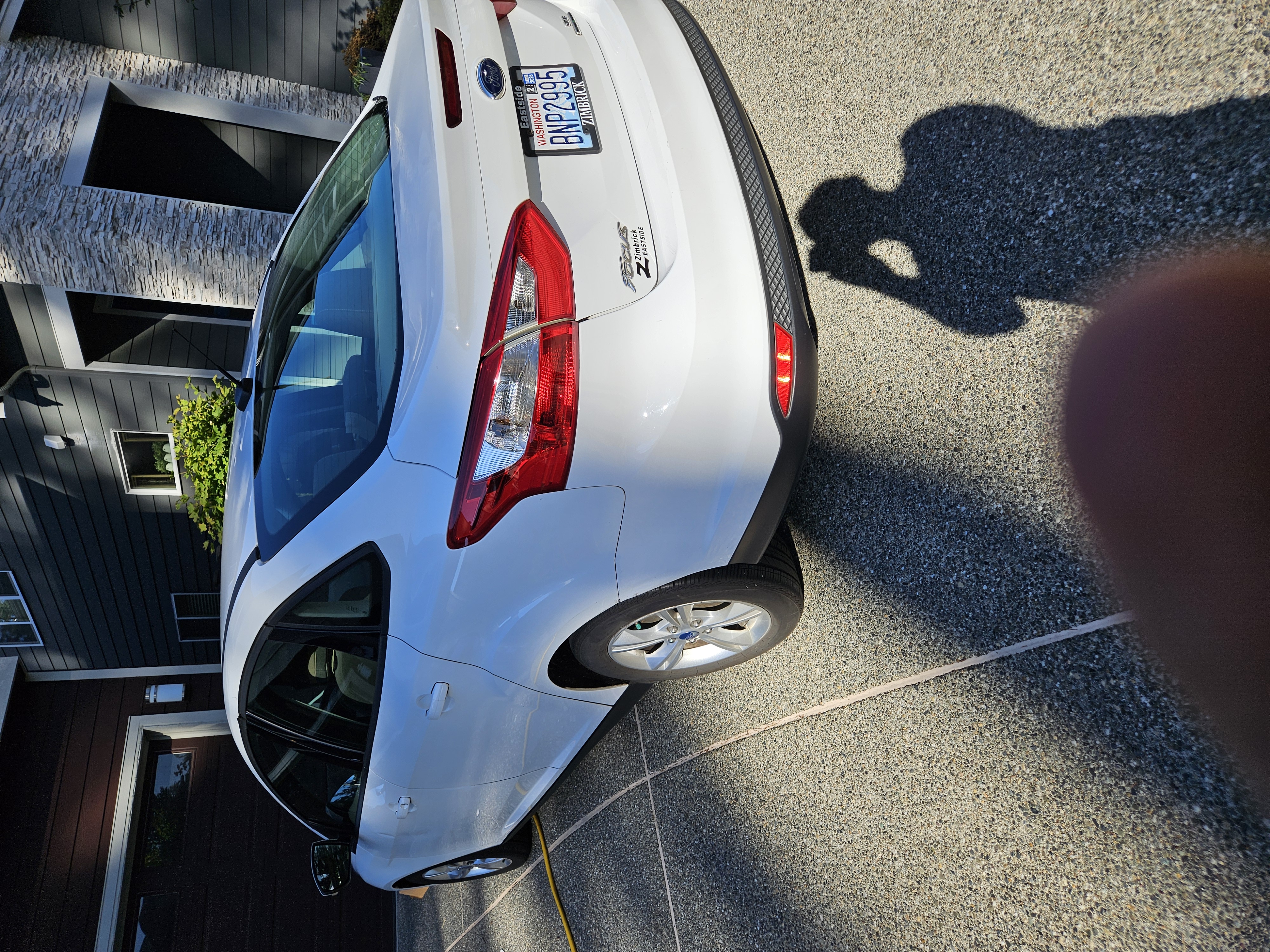 Used 2013 Ford Focus SE FWD image 9