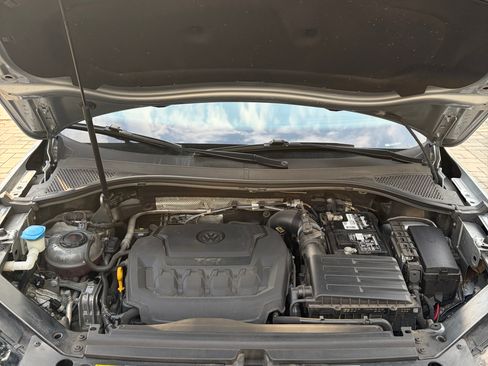 Used 2019 Volkswagen Tiguan SE AWD/4WD image 13