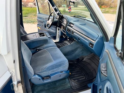 Used 1995 Ford F350 2WD Crew Cab image 19