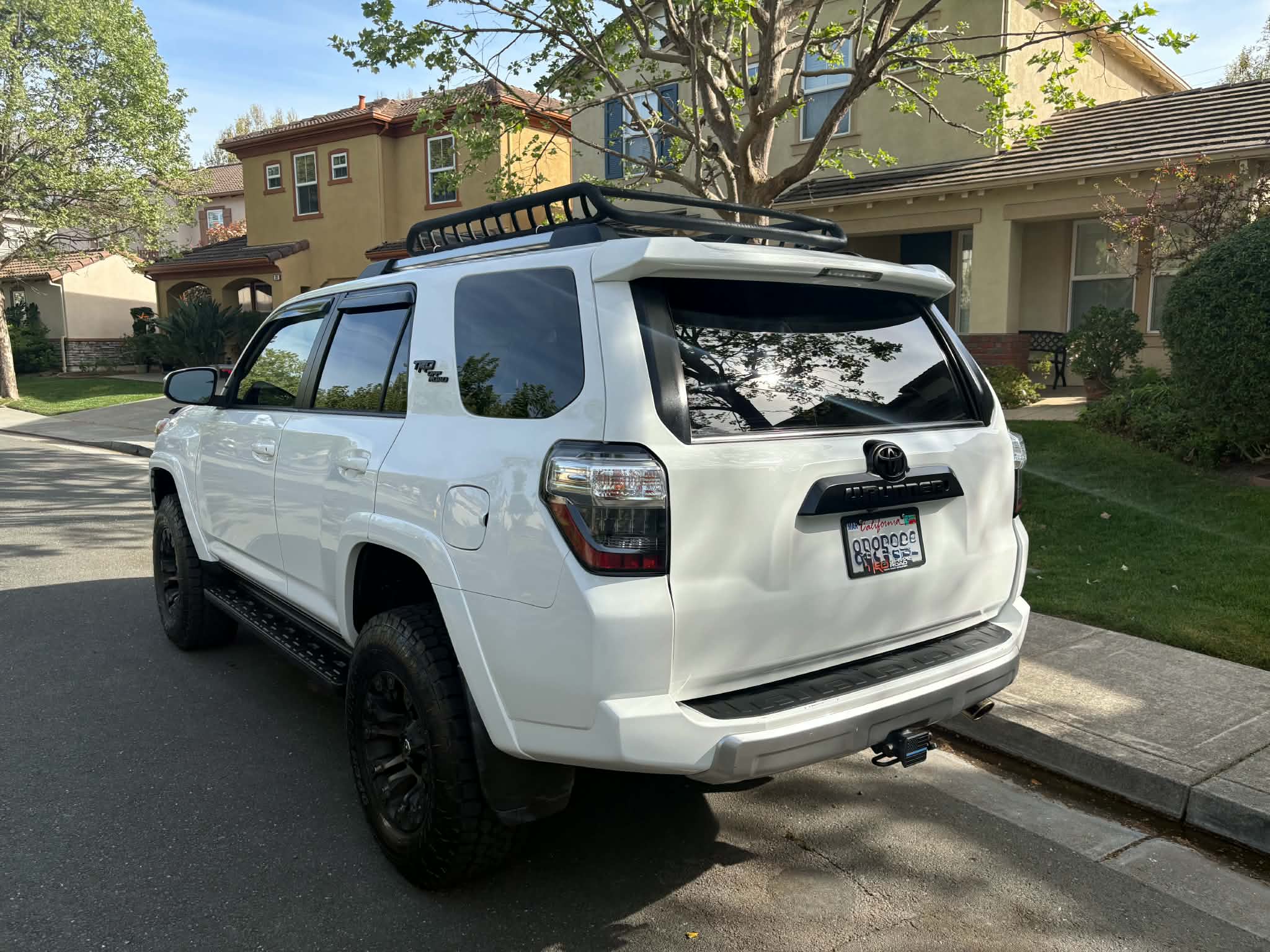 Used 2018 Toyota 4Runner TRD Off-Road AWD/4WD image 13