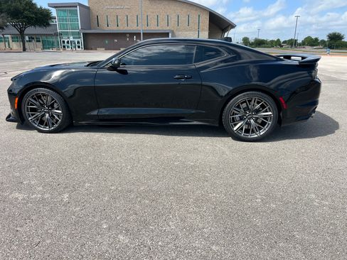 Used 2023 Chevrolet Camaro ZL1 RWD image 2