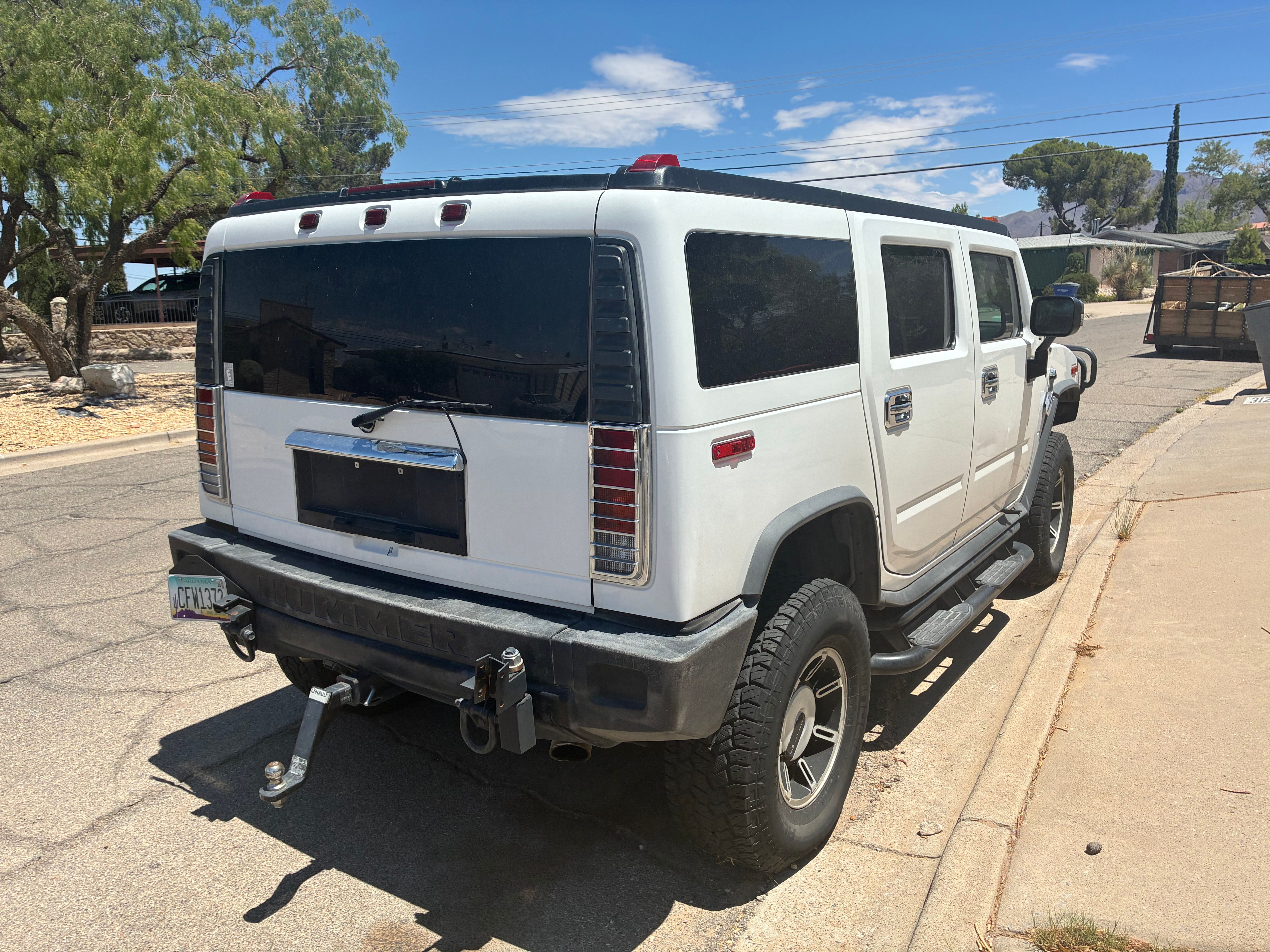 Used 2004 HUMMER H2 w/ Preferred Equipment Group AWD/4WD image 1
