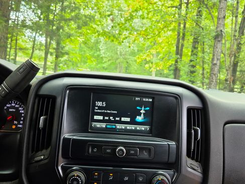 Used 2018 Chevrolet Silverado 2500 W/T w/ WT Convenience Package RWD image 12