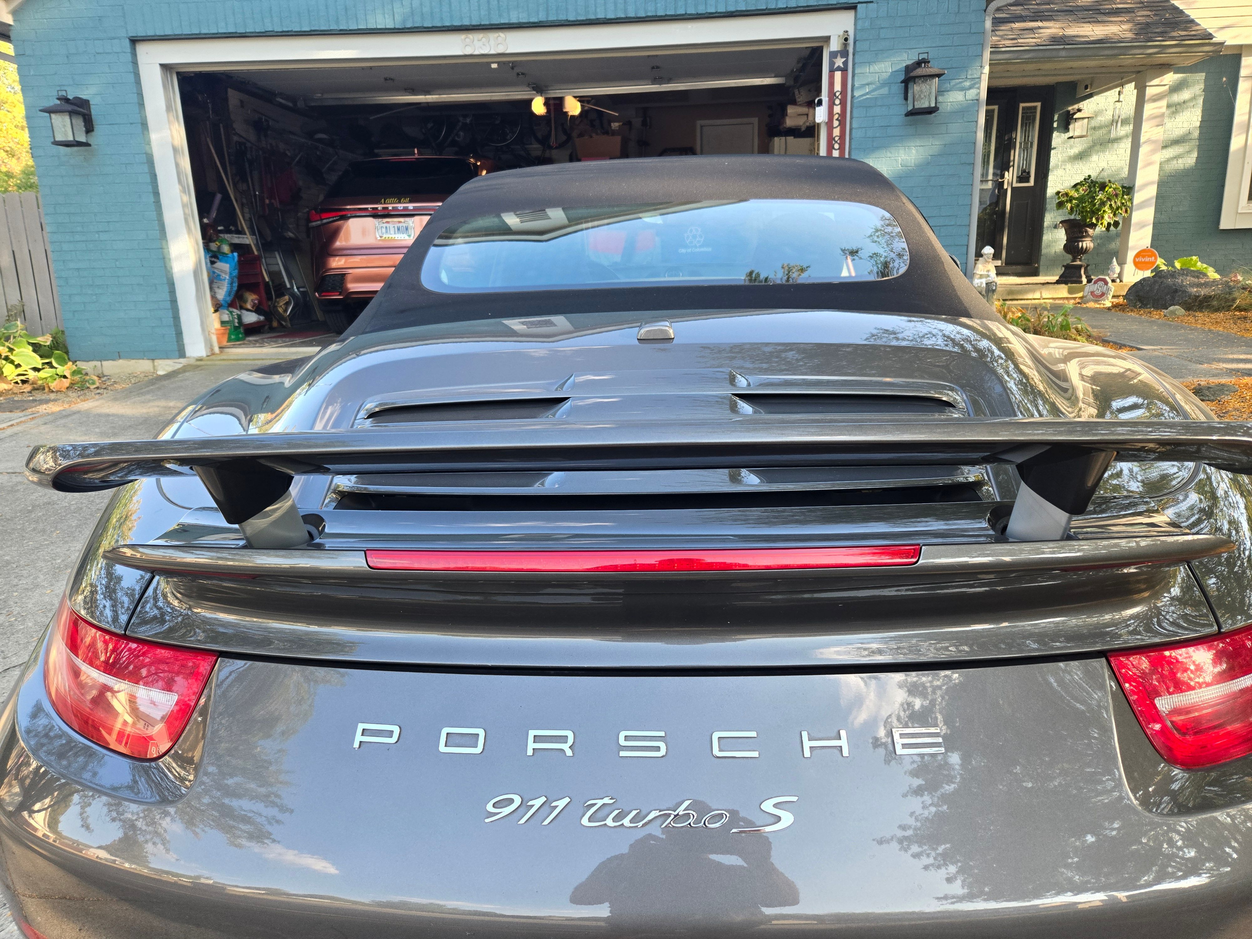 Used 2015 Porsche 911 Turbo S AWD/4WD image 25