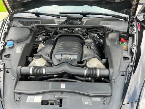 Used 2013 Porsche Cayenne S image 13