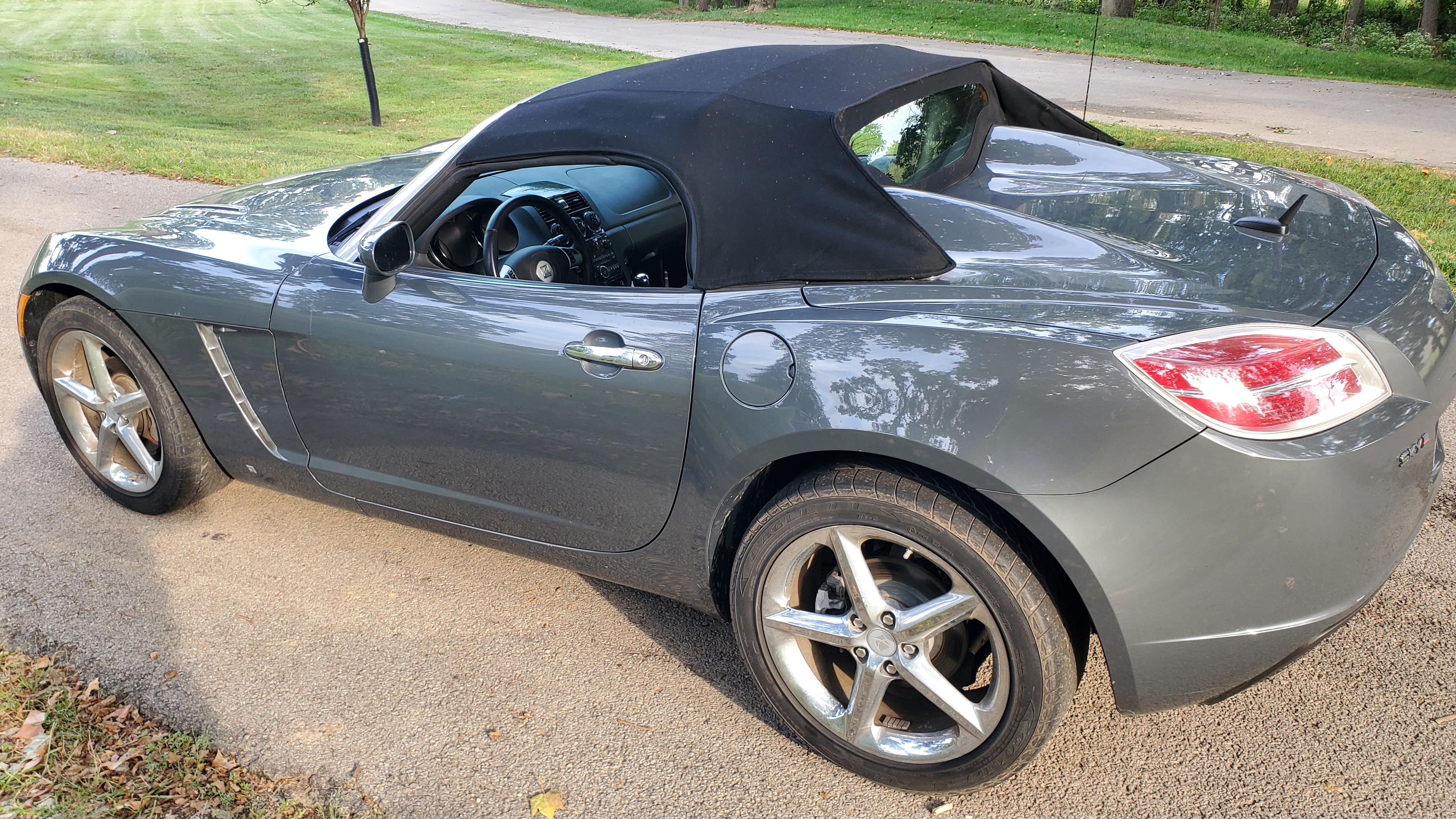 Used 2008 Saturn Sky Red Line RWD image 5