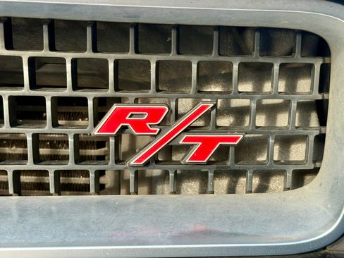 Used 2011 Dodge Challenger R/T RWD image 10