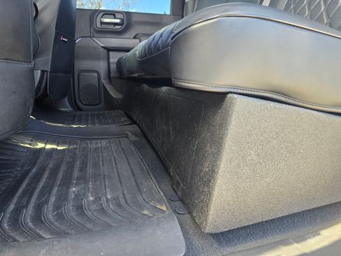 Used 2021 GMC Sierra 2500 4x4 Crew Cab w/ Gooseneck/5TH Wheel Package image 15