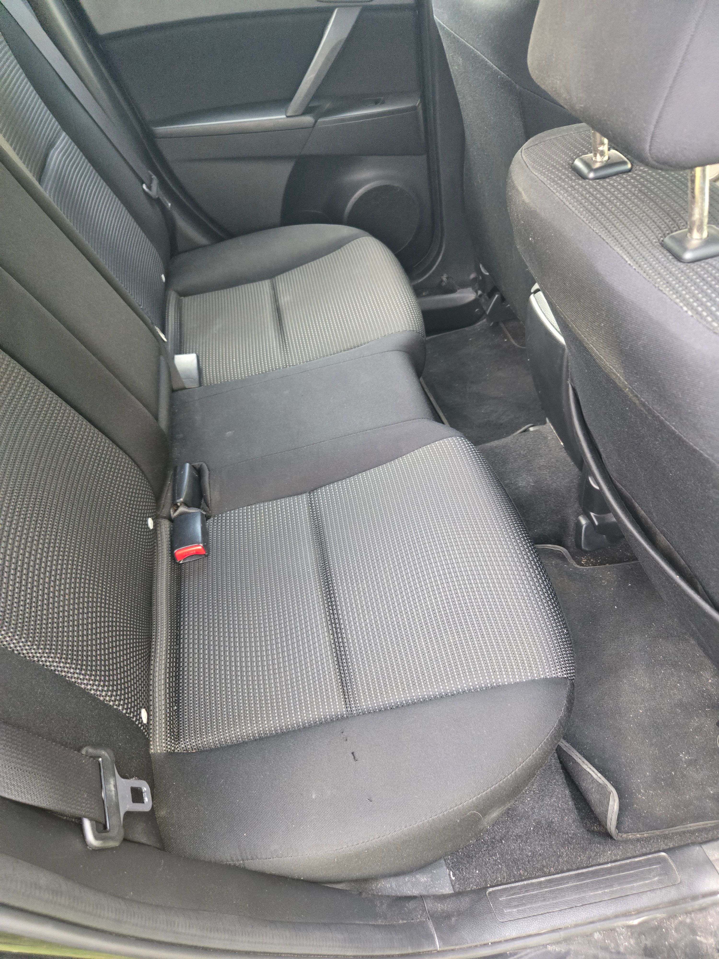 Used 2012 MAZDA MAZDA3 i Touring FWD image 14