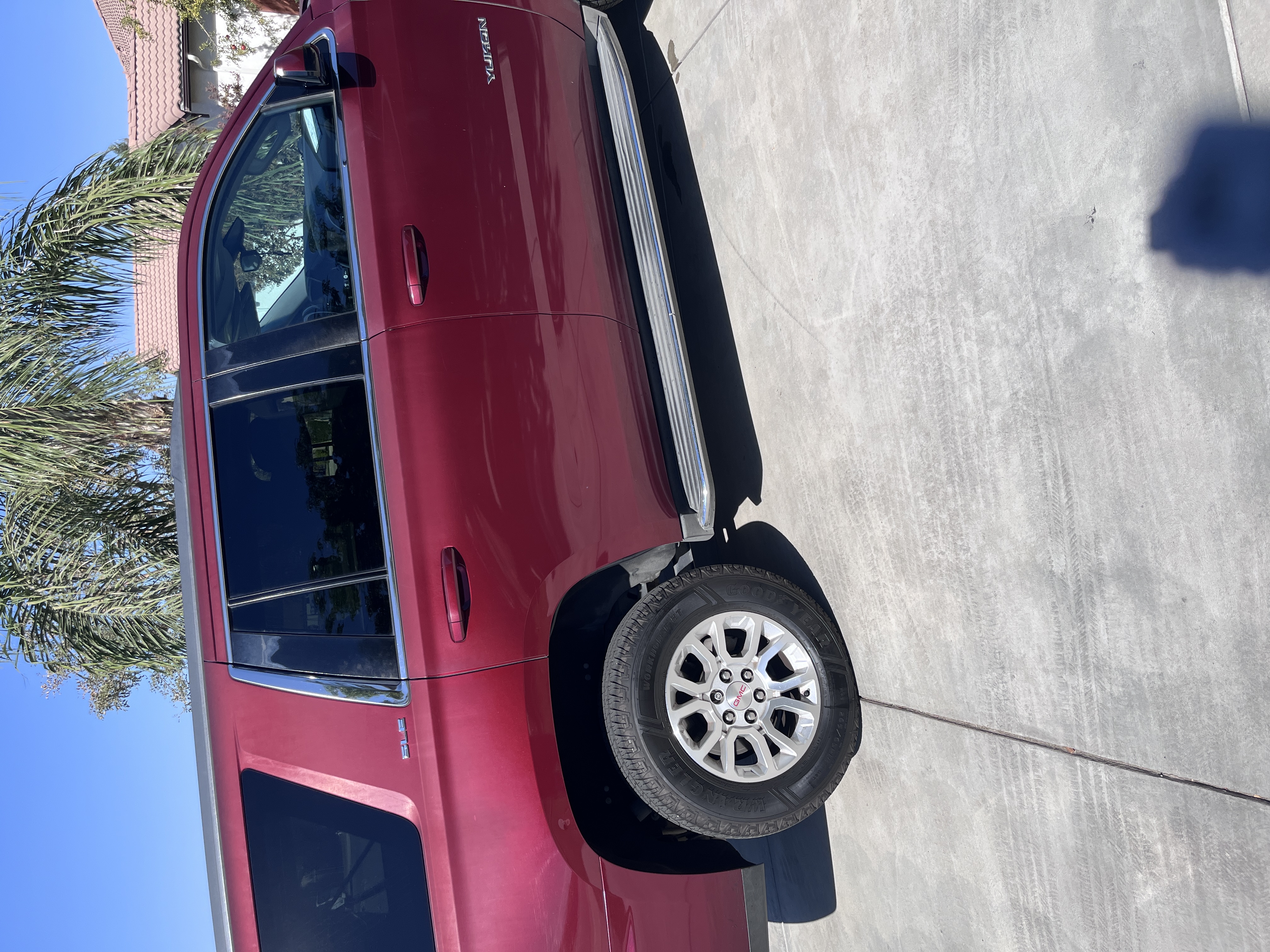 Used 2016 GMC Yukon SLE RWD image 12