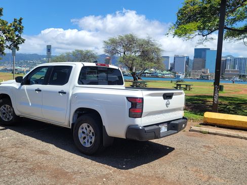 Used 2026 Nissan Frontier S image 2