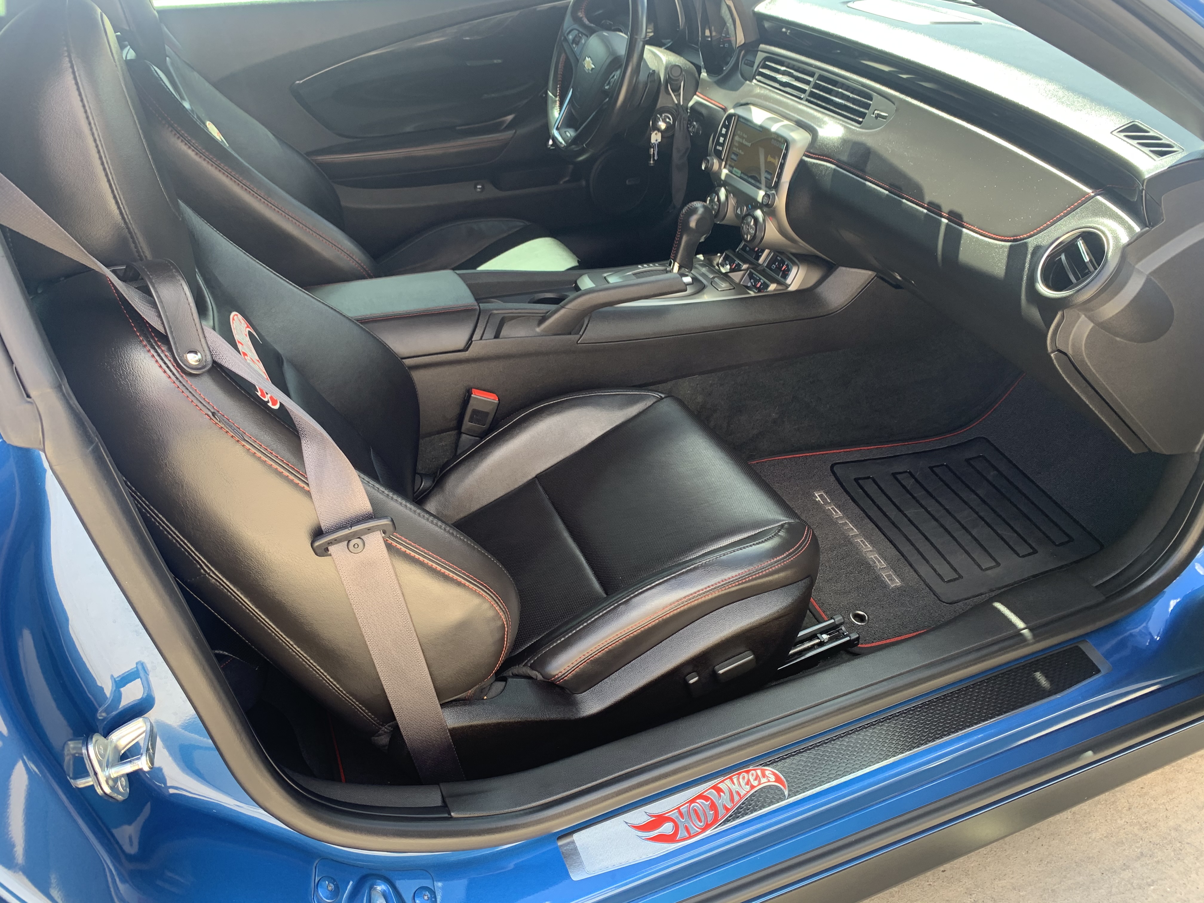 Used 2013 Chevrolet Camaro SS w/ Hot Wheels Special Edition RWD image 16