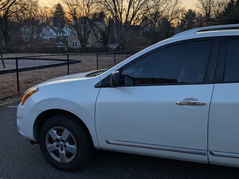 Used 2015 Nissan Rogue S w/ Convenience Package image 8