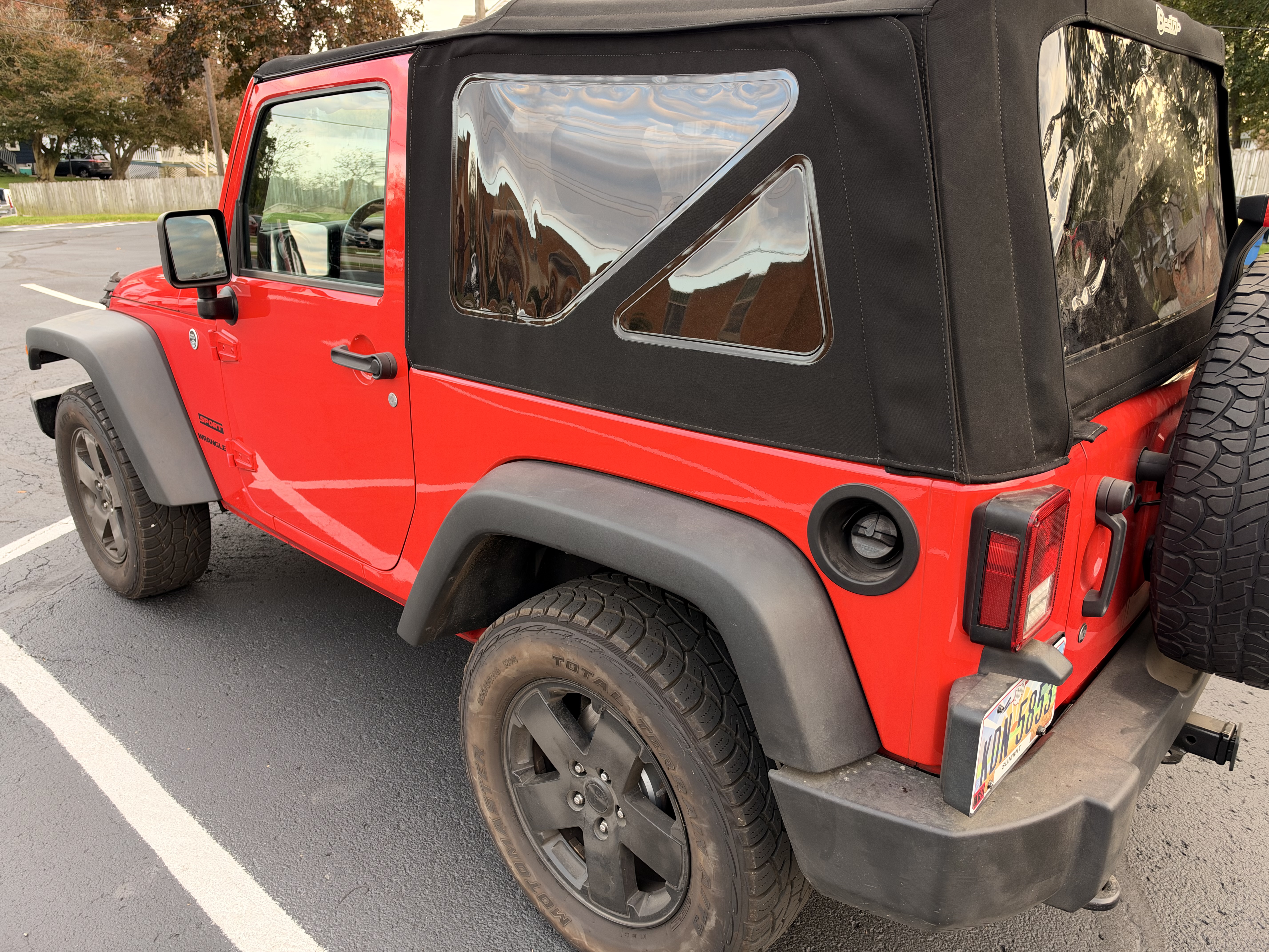Used 2017 Jeep Wrangler Sport AWD/4WD image 2