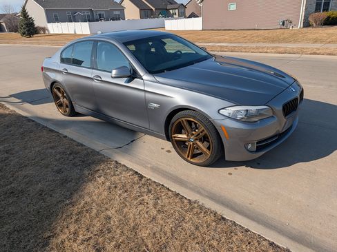Used 2011 BMW 535i xDrive Sedan image 7