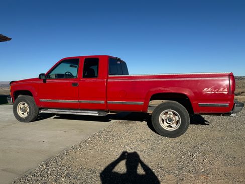 Used 1996 Chevrolet Silverado 2500 4x4 Extended Cab image 2