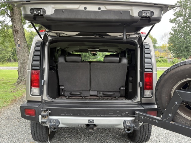Used 2009 HUMMER H2 Luxury AWD/4WD image 10